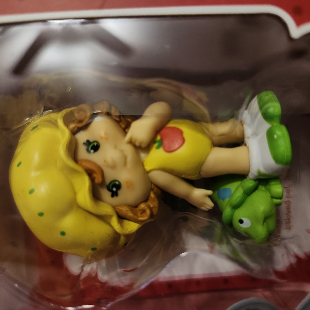 Strawberry Shortcake Figure APPLE DUMPLIN NIB